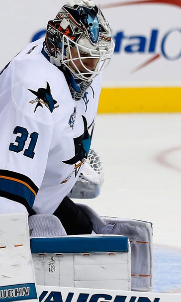 Jones has second straight shutout, Sharks top Caps, 5-0